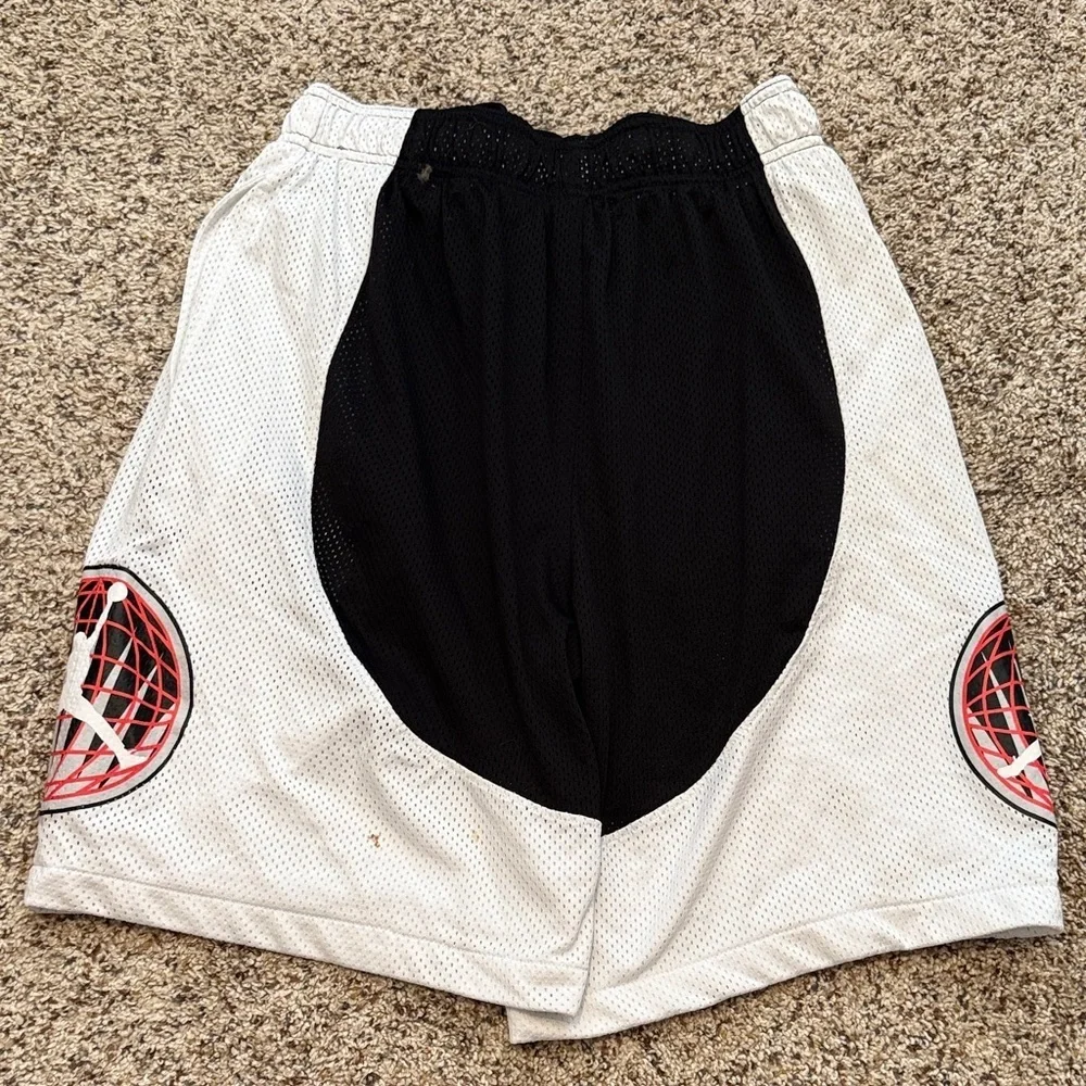 Air Jordan Legacy Flight Black White Red Mesh Athletic Basketball Shorts Size M